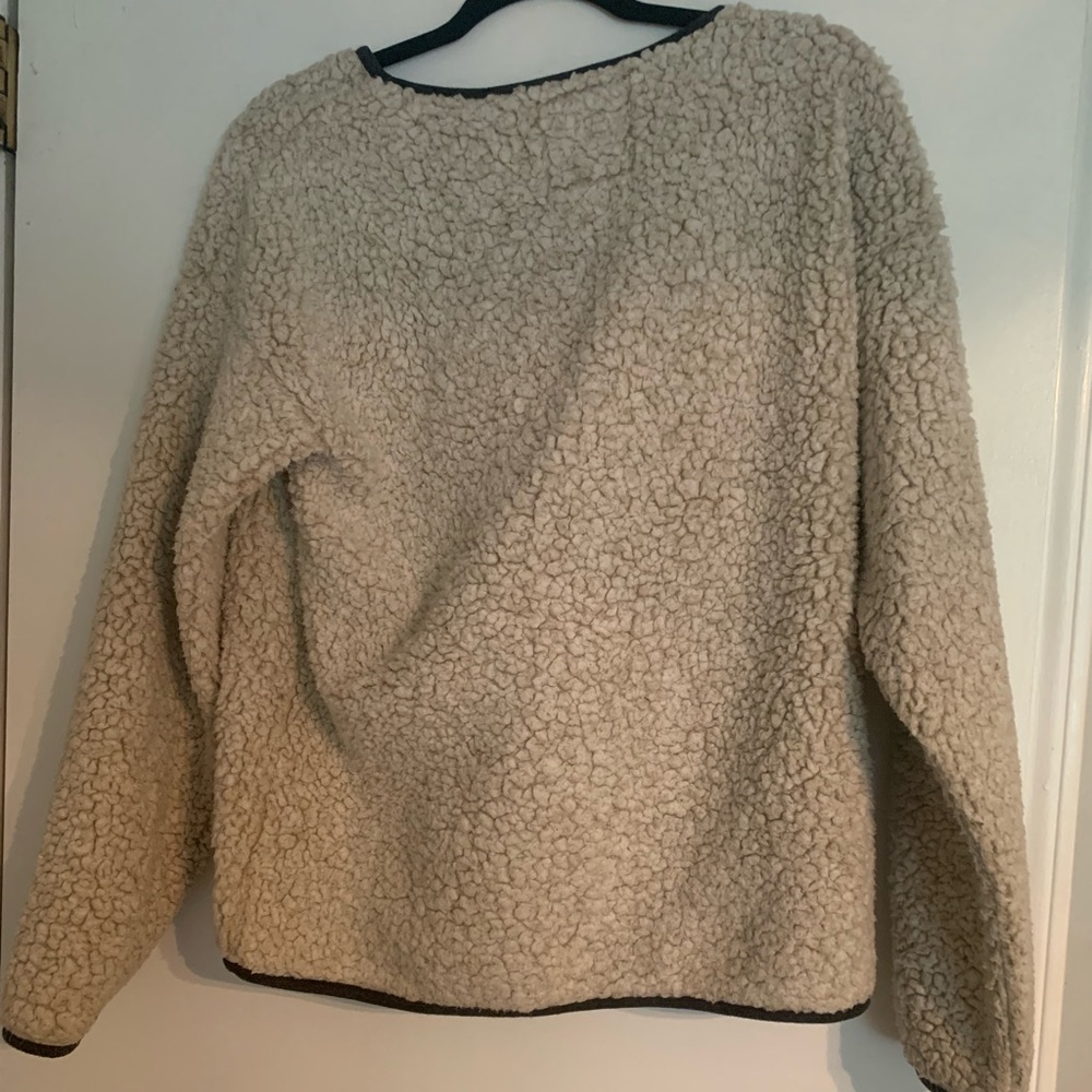Dylan Sweater - Picture 2 of 3